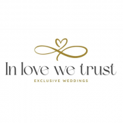 IN LOVE WE TRUST – Hochzeitsplanerin Svenja Feddersen